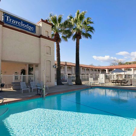 Travelodge By Wyndham Redding Ca מראה חיצוני תמונה
