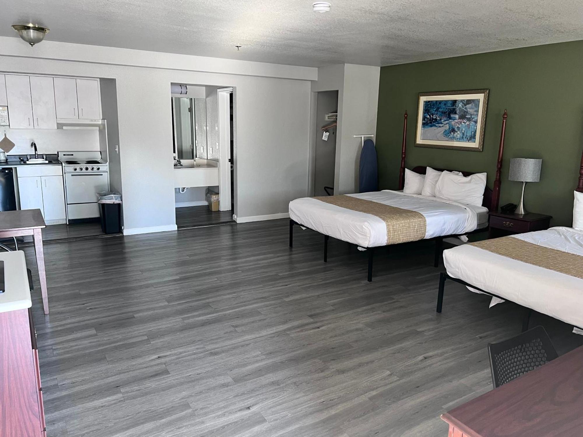 Travelodge By Wyndham Redding Ca מראה חיצוני תמונה