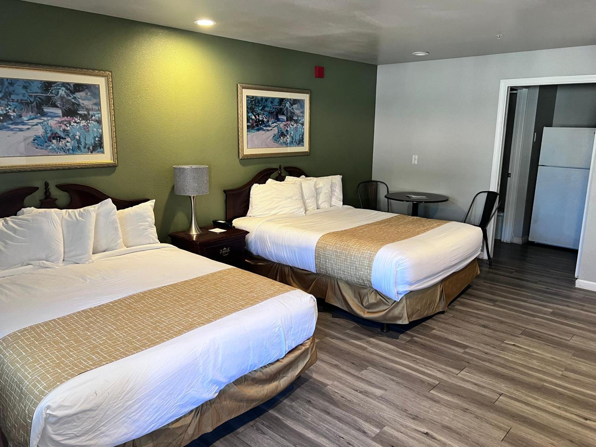 Travelodge By Wyndham Redding Ca מראה חיצוני תמונה