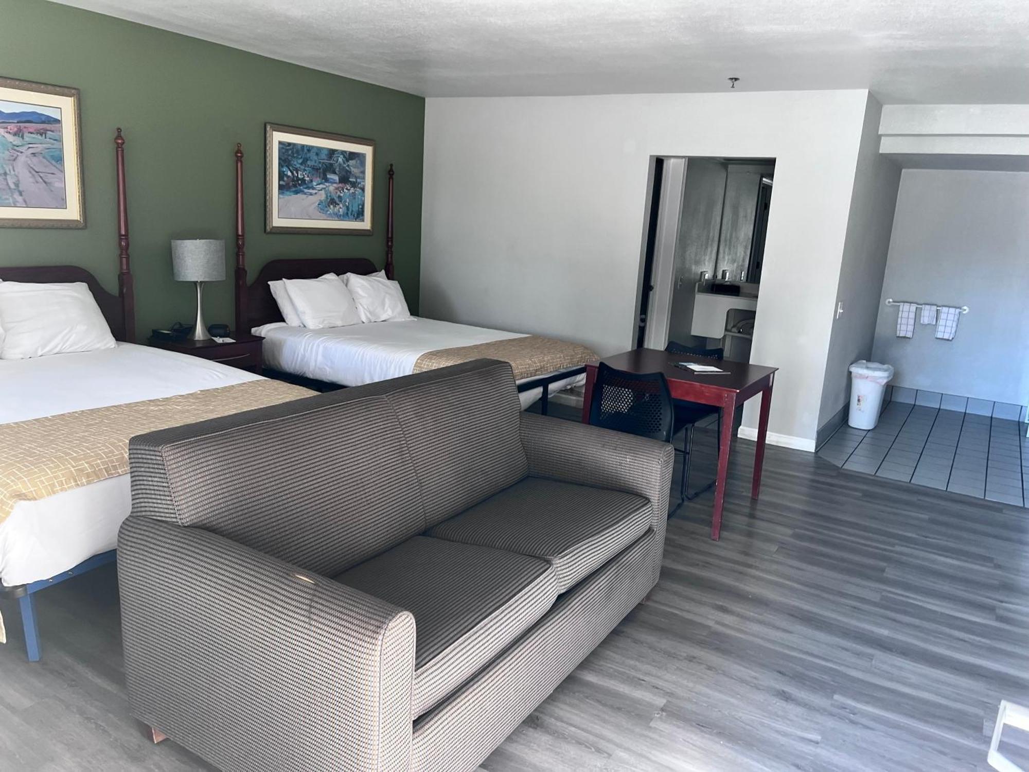 Travelodge By Wyndham Redding Ca מראה חיצוני תמונה
