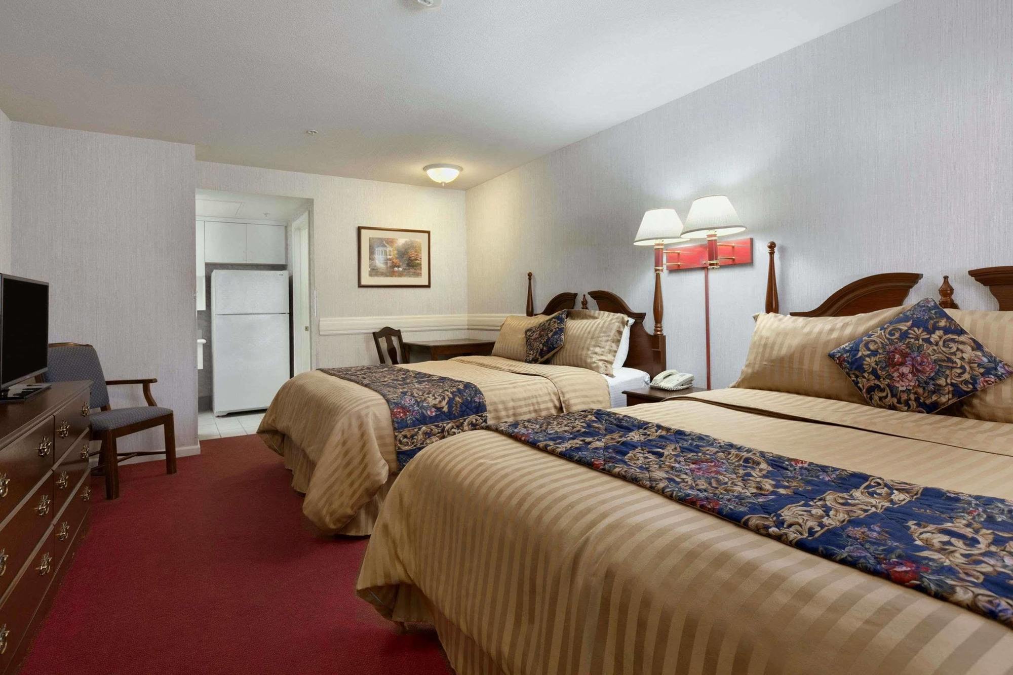 Travelodge By Wyndham Redding Ca מראה חיצוני תמונה