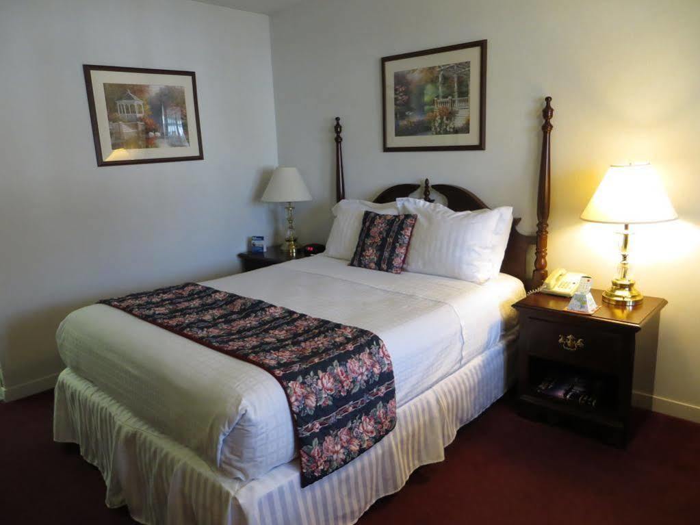 Travelodge By Wyndham Redding Ca מראה חיצוני תמונה